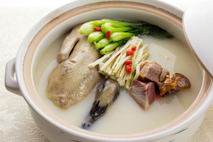 “數(shù)百年的漢匈生物戰(zhàn)，戰(zhàn)神霍去病亦感染病毒早夭”