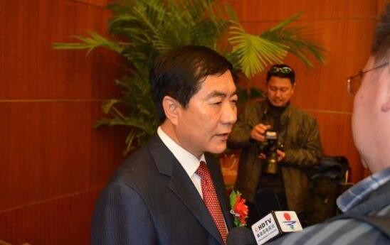 “認真對待懶惰的權利:奪回我們的自由時間” “認真對待懶惰的權利:奪回我們的自由時間”